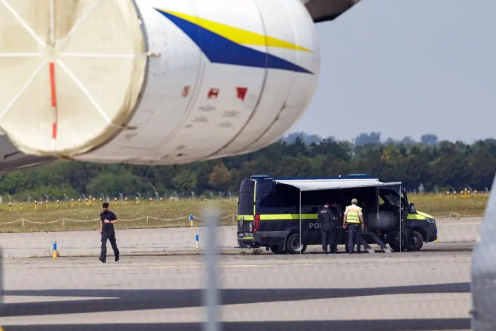Almanya, dron saldırısından Rusya'yı sorumlu tuttu: Konsolosluğu kapatıyorlar