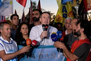 Tuncer Bakırhan: ‘En kötü barış, en iyi savaştan daha iyidir’