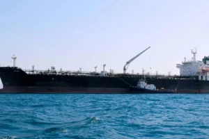 Petrol fiyatları üç günlük yükselişin ardından geriledi