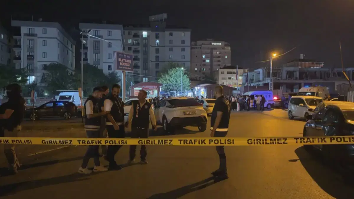 İstanbul’da IŞİD operasyonu: Polise ateş açan şüpheli öldürüldü