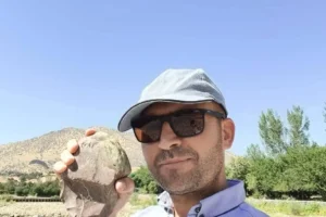 Süleymaniye’de tarihi keşif: 200 bin yıllık kesici taş bulundu!