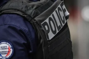 Fransa'da belediye başkanlarının bilgileri sızdırıldı: 100 binden fazla veri ele geçirildi