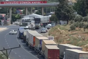 Suriye-Türkiye sınır kapısından 1 milyon 233 binden fazla kişi geçti
