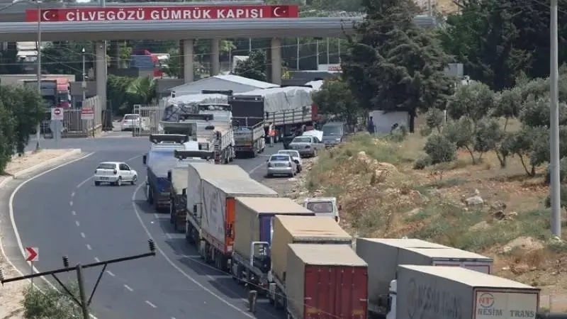 Suriye-Türkiye sınır kapısından 1 milyon 233 binden fazla kişi geçti