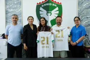 Amedspor, Trabzon’da saldırıya uğrayan aileyi kulüpte ağırladı
