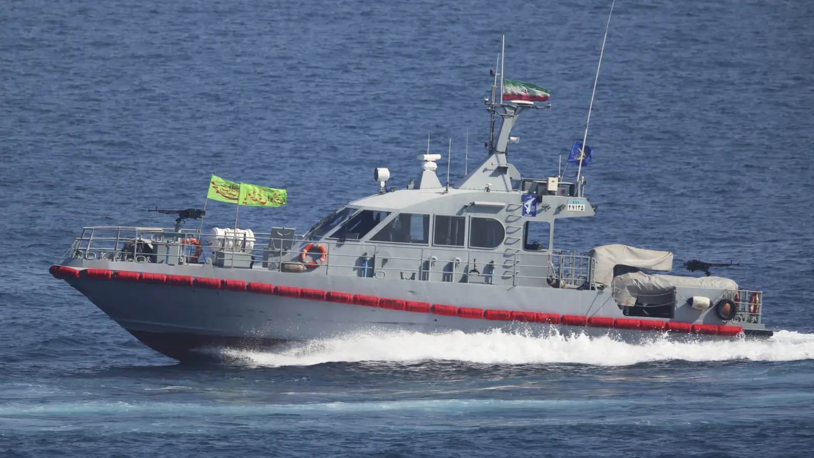 İran Devrim Muhafızları Ordusu: ABD'ye ait su altı deniz aracı Hürmüz Boğazı'nda ele geçirildi
