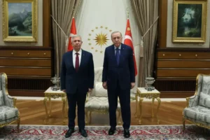 ANKARA'DA DİKKAT ÇEKİCİ GÖRÜŞME- Erdoğan, Mansur Yavaş ile bir araya geldi