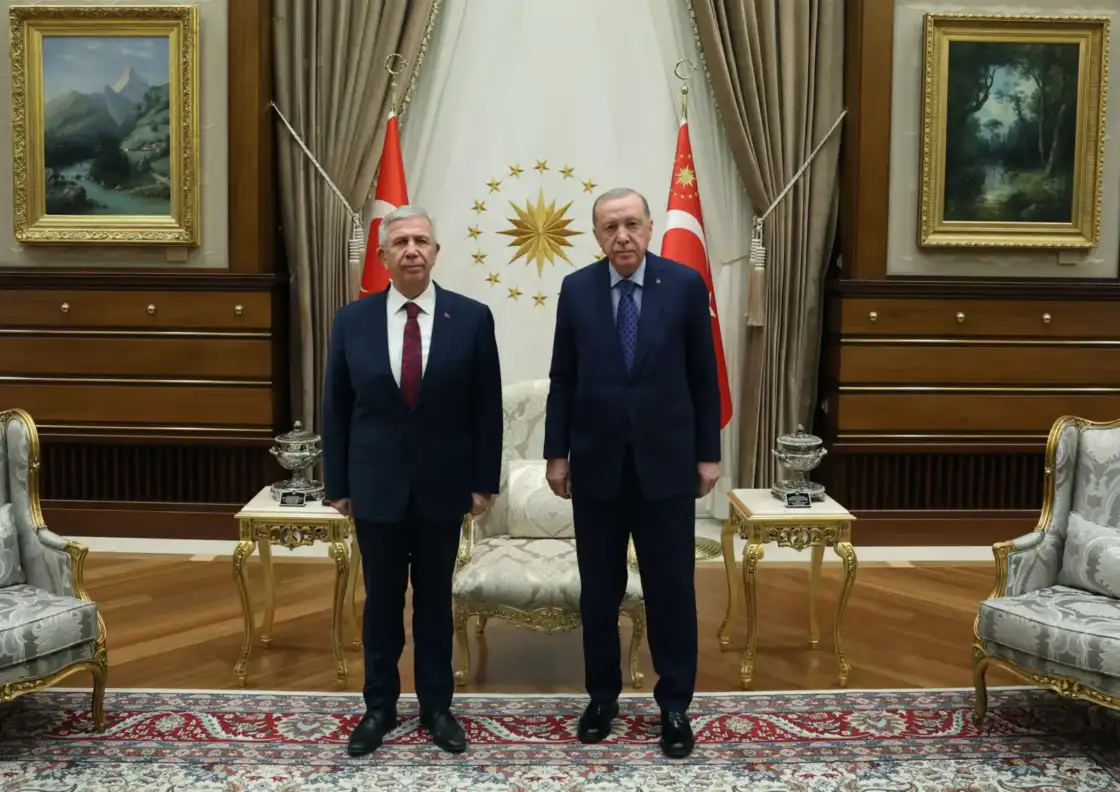 ANKARA'DA DİKKAT ÇEKİCİ GÖRÜŞME- Erdoğan, Mansur Yavaş ile bir araya geldi