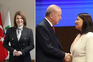 CHP’den istifa eden Foça Belediye Başkanı Fıçı, AK Parti’ye geçti