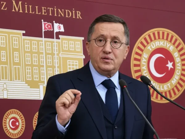 İYİ Parti’li vekilden Leyla Zana’ya taziye telefonu: Süreç konuşuldu