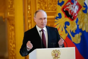 Putin: Ukrayna'ya asker göndermek Rusya ile savaş demektir
