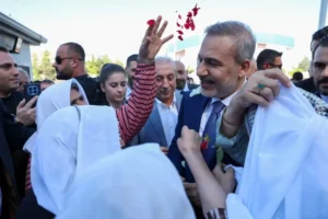 Hakan Fidan'a Diyarbakır'dan neden yoğun ilgi gösterildi? STK temsilcileri yanıtladı
