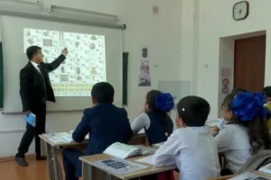 Kazakistan’daki ‘Kürt Kültürünü Geliştirme Merkezi’ kimliği ve dili yaşatıyor