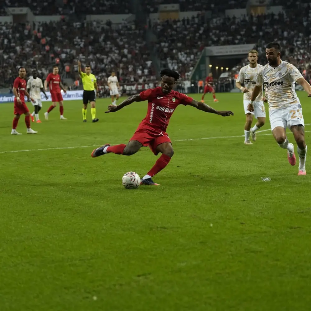 Amedspor’un golcüsü Gift Orban ‘tarihin en hızlı hat-trick’inin sahibi