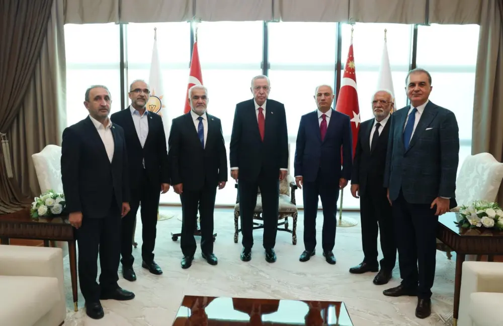 HÜDA PAR Genel Başkanı Yapıcıoğlu, Erdoğan ile görüştü