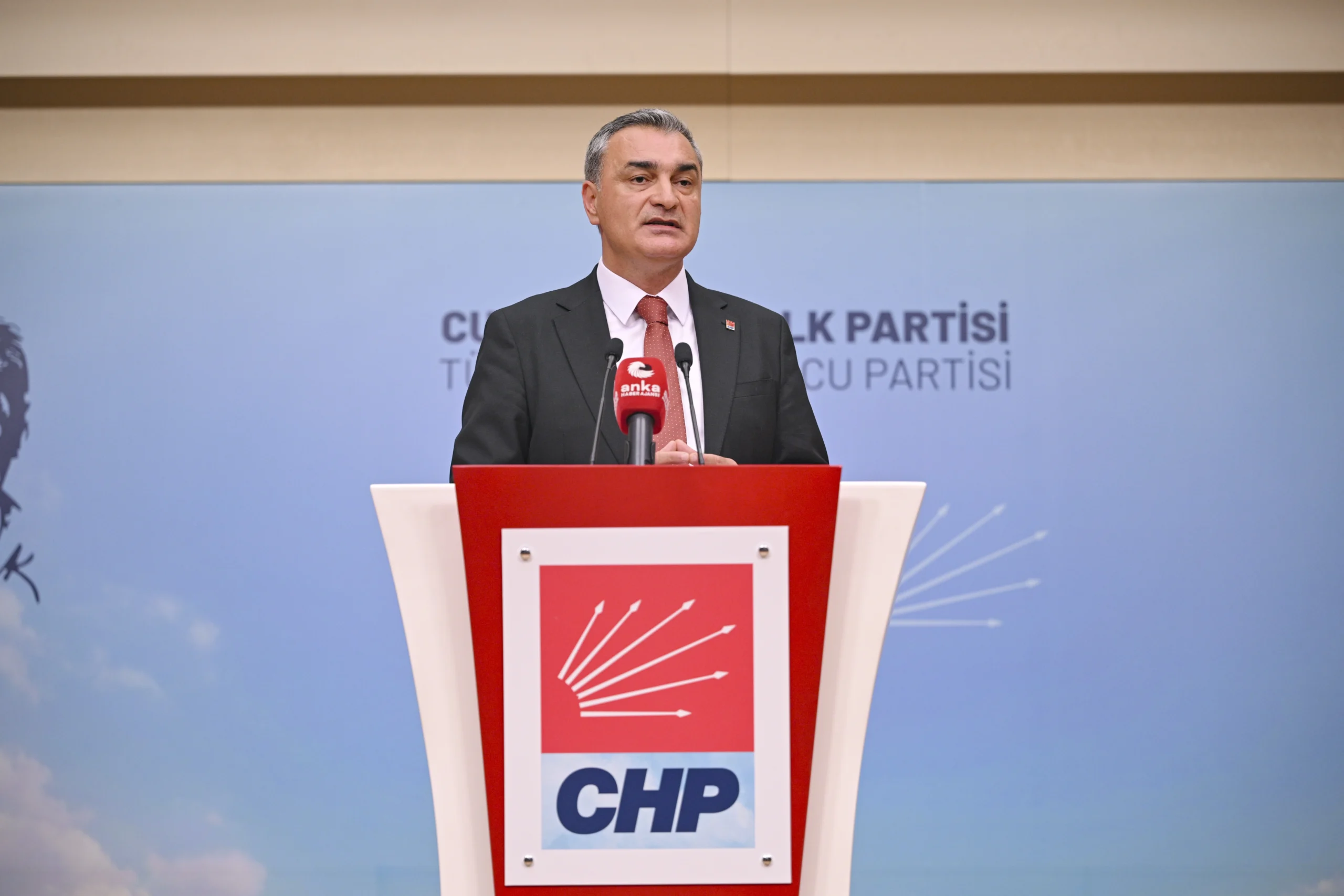 CHP: Kongre ve kurultayın önünde hiçbir hukuki engel kalmadı