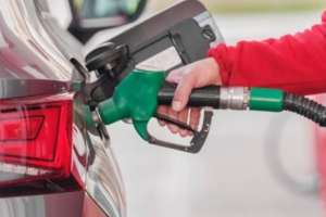 Zam pompaya yansıdı, motorin 100 lirayı aştı