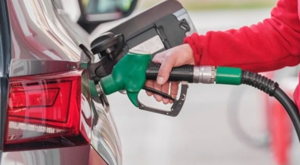 Zam pompaya yansıdı, motorin 100 lirayı aştı