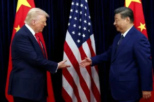 Trump'tan Şi Cinping'e ABD protokolünde nadir görülen karşılama