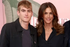 Süper model Cindy Crawford’un oğlu Presley Gerber 27 yaşında hayatını kaybetti