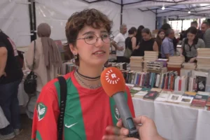 İstanbul'da 15. Beyoğlu Sahaf Festivali başladı: Kitap kurtları ve nostalji meraklıları bir arada