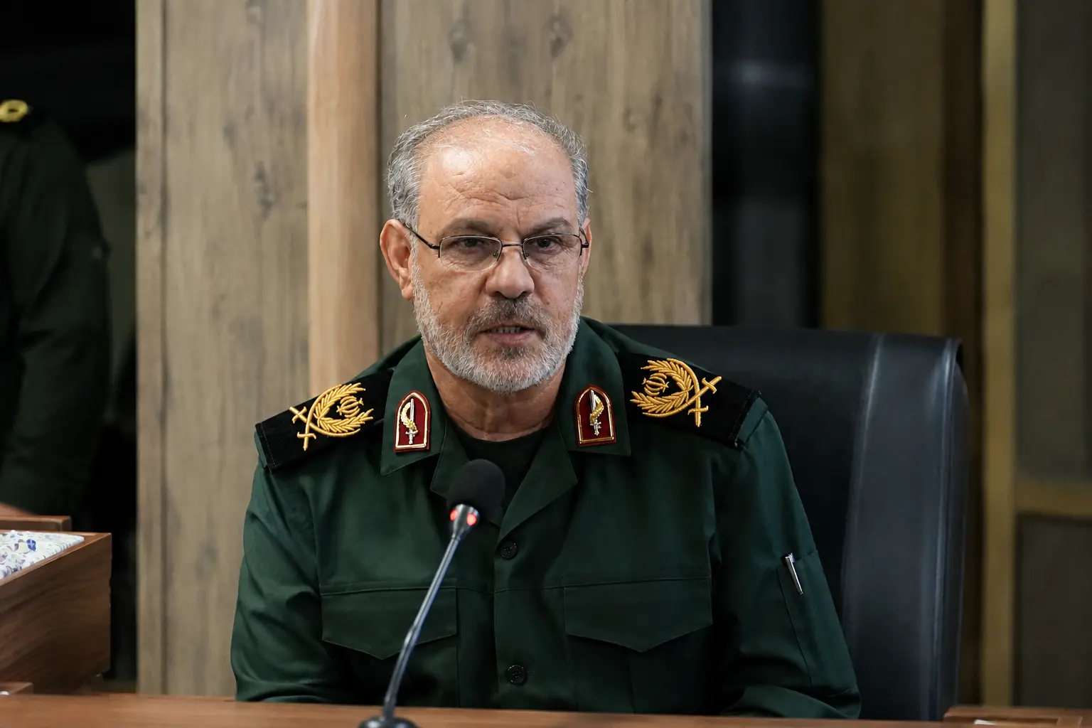 Devrim Muhafızları: ABD ile savaşı durdurma şartlarımızı ağırlaştırdık