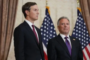 İran Devlet Televizyonu: Dışişleri Bakanı Erakçi Trump'ın özel temsilcileri Witkoff ve Kushner ile görüştü