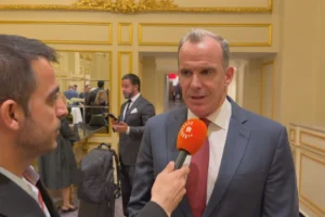 McGurk: Şara, Kürtlerin haklarına ilişkin düzenlemeyi Anayasa’ya dahil etme sözü verdi