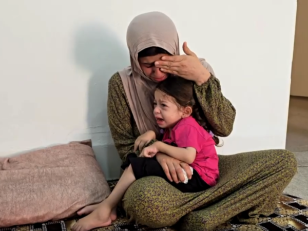 SMA hastası 3 yaşındaki minik Ella uzanacak bir yardım eli bekliyor