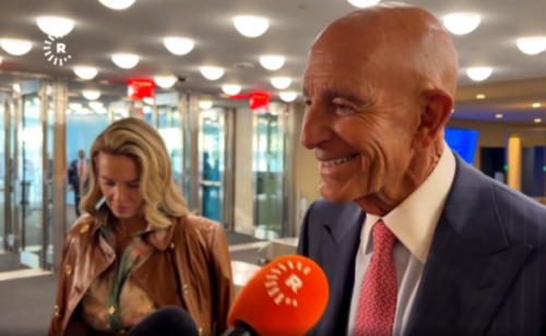 Tom Barrack Rûdaw'a konuştu: ABD çekilse de Kürtleri yalnız bırakmayacağız