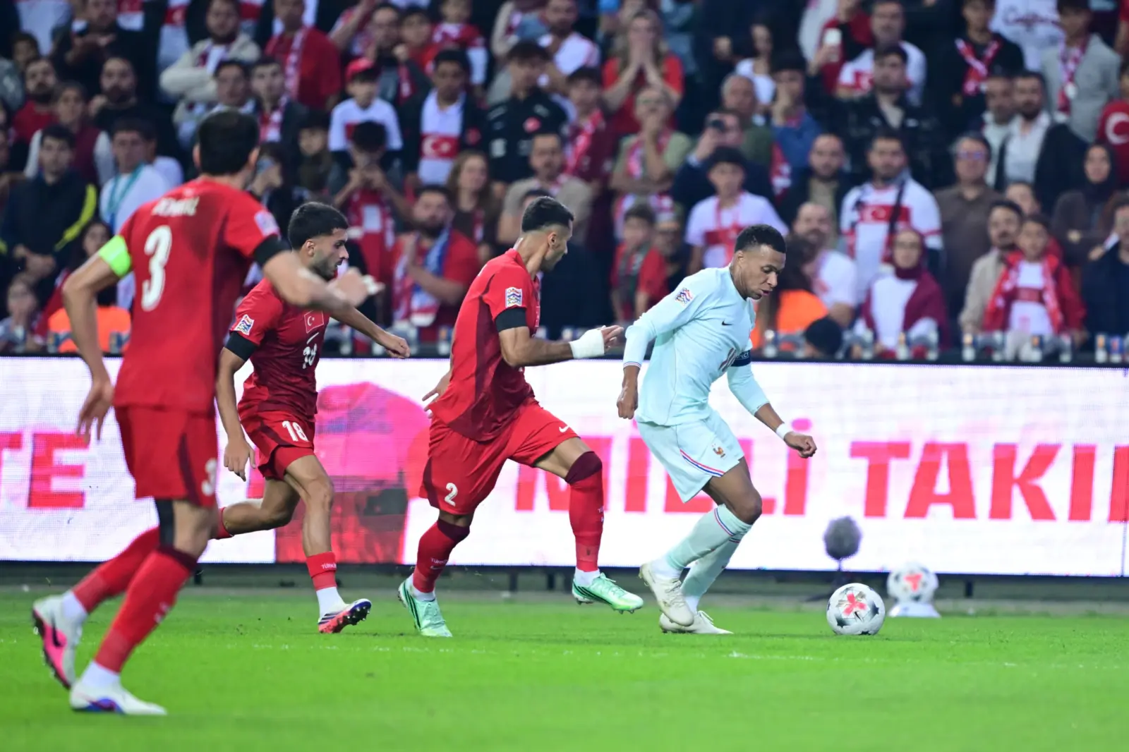 UEFA Uluslar A Ligi: Türkiye, Fransa’ya 1-0 yenildi