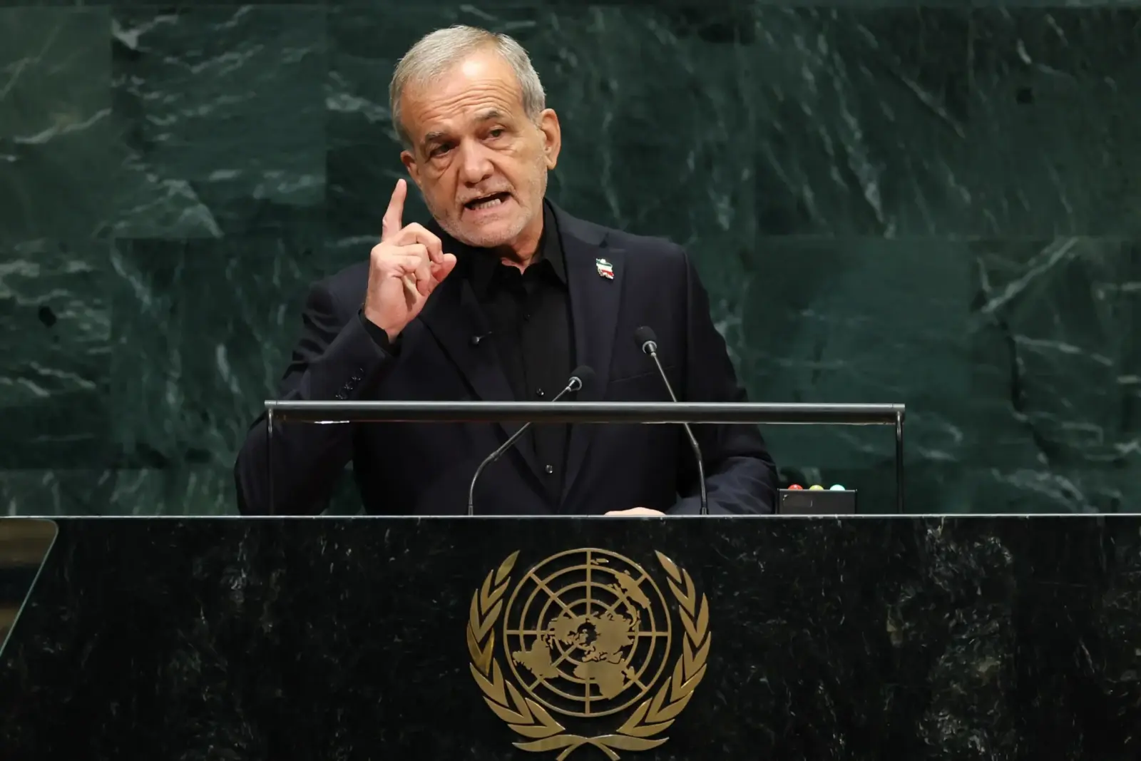 Mesud Pezeşkiyan, ABD ile imzalanan mutabakat zaptına bağlı olduklarını söyledi