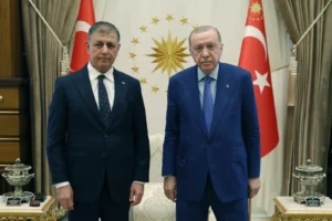 BEŞTEPE’DE KRİTİK GÖRÜŞME- Erdoğan, İzmir Büyükşehir Belediye Başkanı Tugay ile görüştü