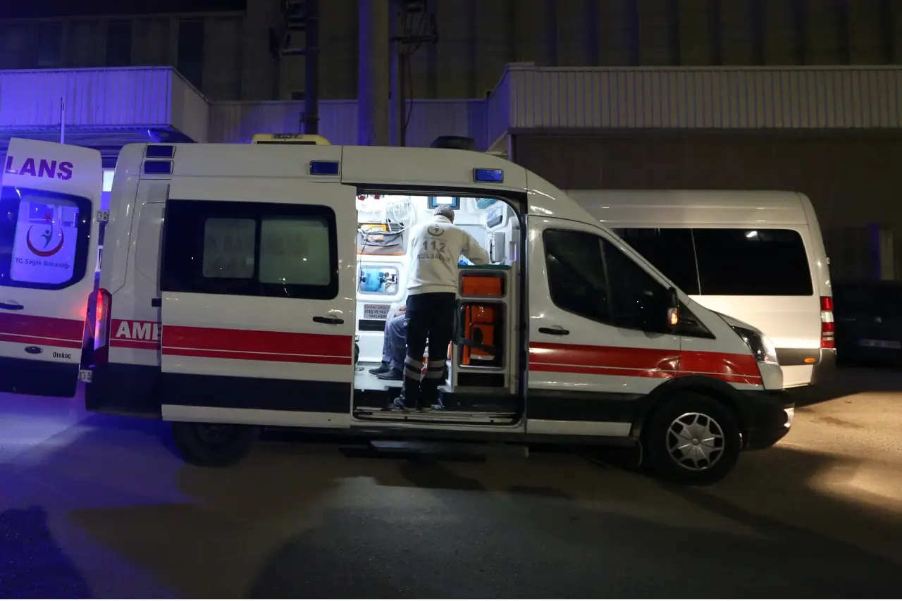 Esenyurt'ta servis minibüsünün çarptığı 6 yaşındaki çocuk öldü