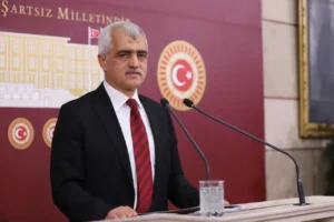 Kültür Bakanlığının “özenle” yanıt verdiği önerge sayısı sadece 55