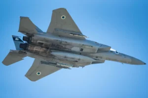 Husiler: Suudi Arabistan'a ait F-15'i düşürdük