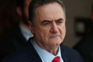 İsrail Savunma Bakanı Katz'dan İran'a tehdit: “Uçaklarımız kalkmaya hazır”
