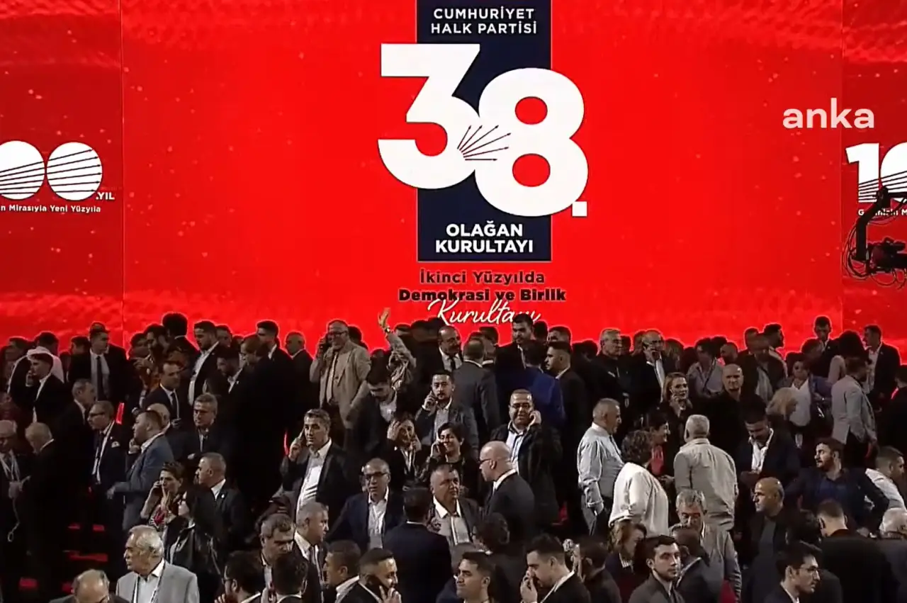 CHP’nin 38’inci Olağan Kurultay davasında yeni gelişme: CHP üyesi Levent Çelik, temyiz başvurusunu geri çekti
