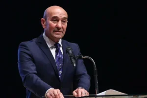 İzmir'deki kooperatif soruşturmasında iddianame hazırlandı: Tunç Soyer dahil 19 kişi
