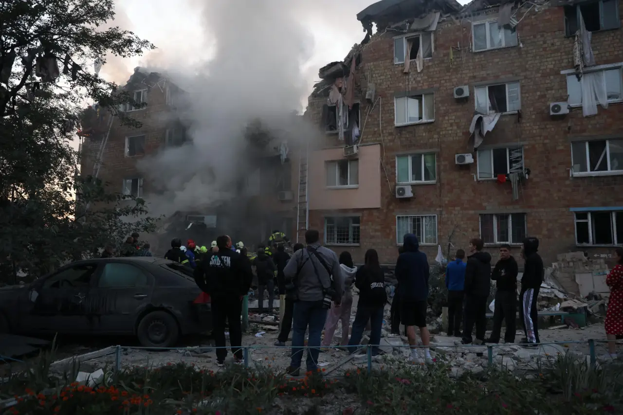 Rusya'dan Ukrayna'ya hava saldırıları: 2 kişi hayatını kaybetti