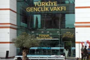 Kamu kaynaklarından AB fonlarına: İktidara yakın vakıf ve derneklere 240 bin avro destek