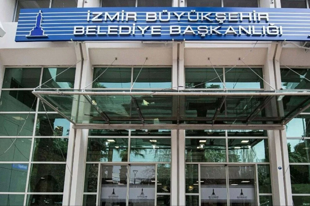 İZENERJİ’de işten çıkarılan işçi intihar girişiminde bulundu: “Evime gidemiyorum”