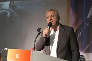 Seyit Aslan: Erdoğan’ın sözlerinin mürekkebi kurumadan Trabzon Havalimanı sular altında kaldı