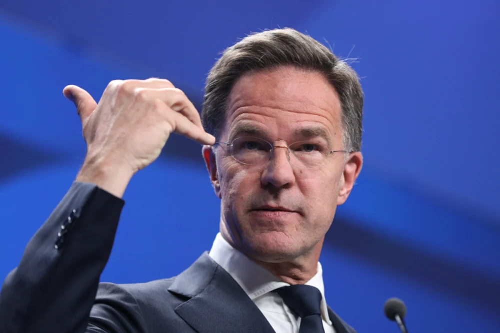 Rutte: “Rusya güçlü görünmeye çalışıyor ancak biz daha güçlüyüz”