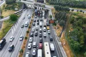 İstanbul Anadolu Yakası'nda trafik yoğunluğu yüzde 83'e çıktı