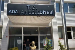 CHP'li Adalar Belediyesinde başkanvekili istifa etti: İstanbul Valiliği tarih verdi