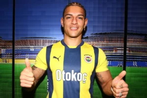 Fenerbahçe Kulübü, Diego Carlos'u Parma'ya kiraladı