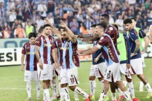 Trabzonspor açıkladı: Denis Draguş’un sözleşmesi feshedildi
