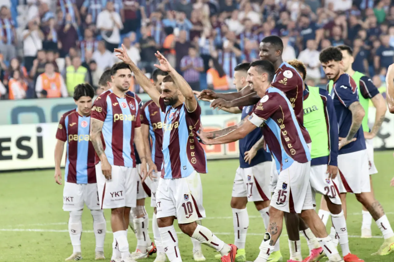 Trabzonspor açıkladı: Denis Draguş’un sözleşmesi feshedildi
