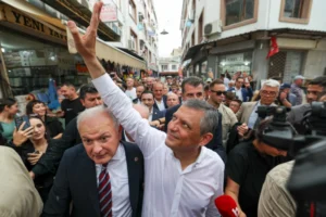 Yeni Parti saha çalışmasına başlıyor: Vekillere 'en az iki gün' talimatı